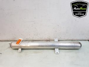 Gebruikte Luchtketel Landrover Range Rover Sport (LW) 2.0 16V P400e Prijs € 50,00 Margeregeling aangeboden door AutoHam