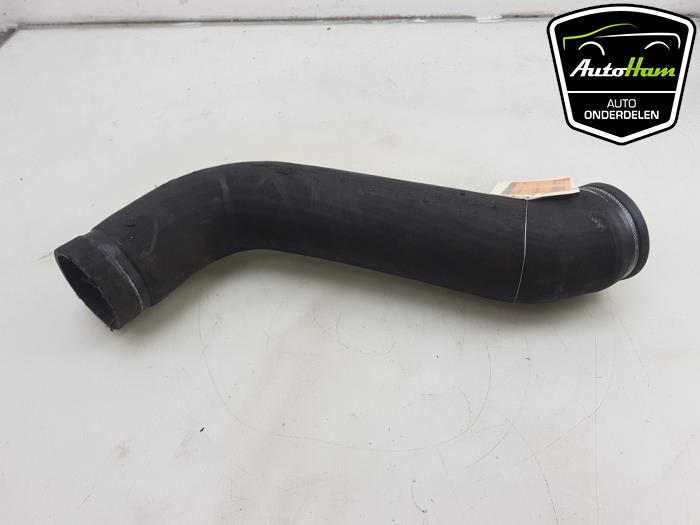 Gebruikte Intercooler Slang Iveco New Daily VI 35C17, 35S17, 40C17, 50C17, 65C17, 70C17 Prijs € 25,00 Margeregeling aangeboden door AutoHam