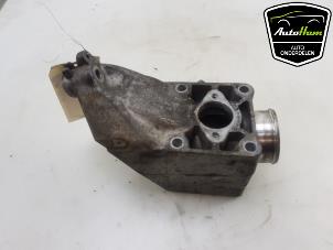 Gebruikte Motorsteun Mercedes Vito (639.6) 2.2 109 CDI 16V Prijs € 40,00 Margeregeling aangeboden door AutoHam