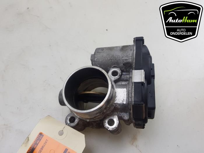 Gebruikte Gasklephuis Opel Astra K 1.6 CDTI 110 16V Prijs € 25,00 Margeregeling aangeboden door AutoHam