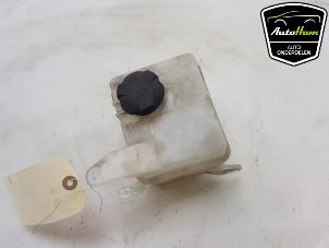 Gebruikte Expansievat Hyundai i20 1.4i 16V Prijs € 10,00 Margeregeling aangeboden door AutoHam