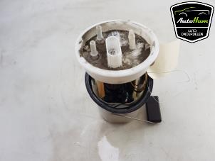 Gebruikte Brandstofpomp Elektrisch Volkswagen Polo V (6R) 1.4 16V Prijs € 15,00 Margeregeling aangeboden door AutoHam