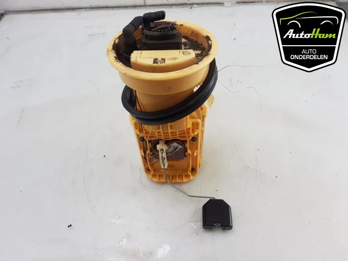 Gebruikte Tank element Pomp Volkswagen Transporter T5 2.0 TDI DRF Prijs € 35,00 Margeregeling aangeboden door AutoHam
