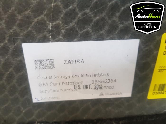 Vloerplaat bagageruimte van een Opel Zafira Tourer (P12) 2.0 CDTI 16V 130 Ecotec 2015