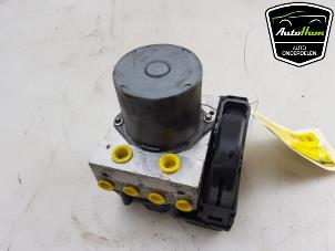 Gebruikte ABS Pomp Mercedes A (W169) 1.7 A-170 5-Drs. Prijs € 65,00 Margeregeling aangeboden door AutoHam