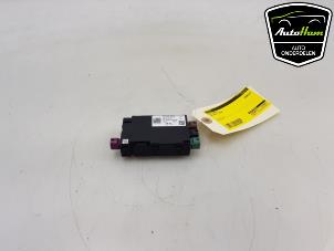 Gebruikte USB module Volkswagen Polo VI (AW1) 1.0 MPi 12V Prijs € 35,00 Margeregeling aangeboden door AutoHam