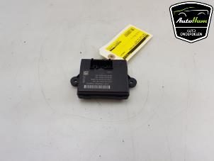 Gebruikte Deur module Ford C-Max (DXA) 1.6 TDCi 16V Prijs € 25,00 Margeregeling aangeboden door AutoHam