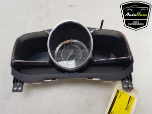 Gebruikte Cockpit Mazda CX-3 (DJ/DK) 1.5 Skyactiv D 105 16V Prijs € 175,00 Margeregeling aangeboden door AutoHam