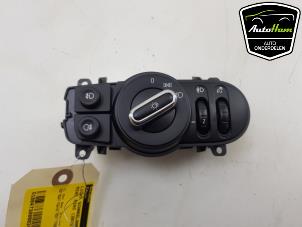 Gebruikte Schakelaar Licht Mini Mini (F55) 1.5 12V Cooper Prijs € 30,00 Margeregeling aangeboden door AutoHam