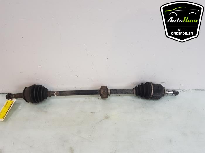 Gebruikte Aandrijfas rechts-voor Toyota Yaris III (P13) 1.4 D-4D-F Prijs € 50,00 Margeregeling aangeboden door AutoHam