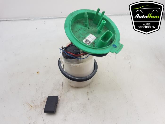 Gebruikte Tank element Pomp Volkswagen Golf VII Variant (AUVV) 1.2 TSI 16V BlueMOTION Prijs € 25,00 Margeregeling aangeboden door AutoHam