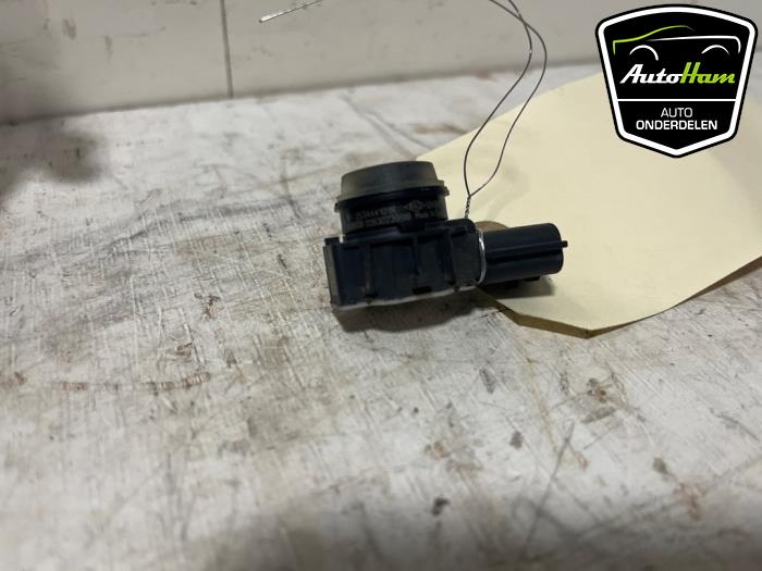 PDC Sensor van een Renault Kadjar (RFEH) 1.6 dCi 4x4 2017
