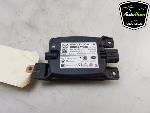 Gebruikte Side assist sensor Mazda CX-3 (DJ/DK) 1.5 Skyactiv D 105 16V Prijs € 150,00 Margeregeling aangeboden door AutoHam