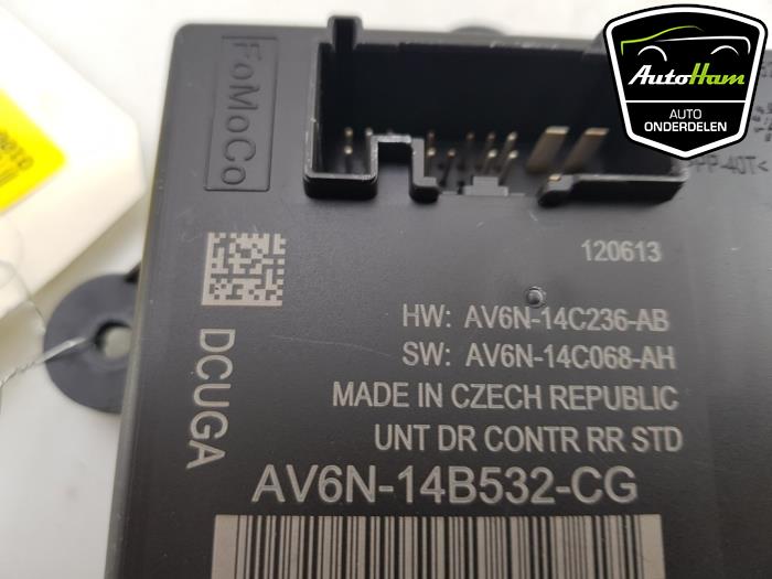 Centrale Deurvergrendelings Module van een Ford C-Max (DXA) 1.0 Ti-VCT EcoBoost 12V 125 2013