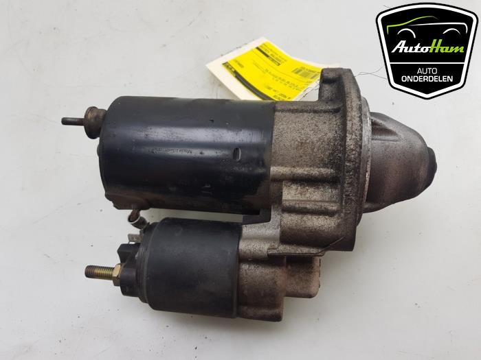 Gebruikte Startmotor Volkswagen Passat (3B3) 1.6 Prijs € 25,00 Margeregeling aangeboden door AutoHam
