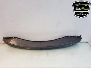 Gebruikte Bumperbalk achter Tesla Model S 75 Prijs € 60,50 Inclusief btw aangeboden door AutoHam