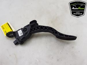 Gebruikte Gaspedaal Tesla Model S 75 Prijs € 24,20 Inclusief btw aangeboden door AutoHam