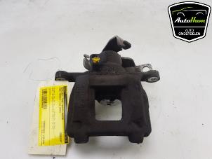 Gebruikte Remklauw (Tang) rechts-achter Ford Transit 2.0 TDCi 16V Eco Blue 170 Prijs € 50,00 Margeregeling aangeboden door AutoHam