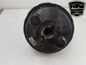 Gebruikte Rembooster Volkswagen Transporter T6 2.0 TDI 150 Prijs € 70,00 Margeregeling aangeboden door AutoHam