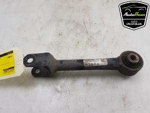 Gebruikte Reactiestang rechts-achter Tesla Model 3 Long Range AWD 75 kWh Prijs € 25,00 Inclusief btw aangeboden door AutoHam