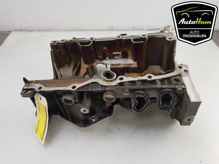 Gebruikte Carterpan Renault Captur I (2R) 1.2 TCE 16V EDC Prijs € 40,00 Margeregeling aangeboden door AutoHam