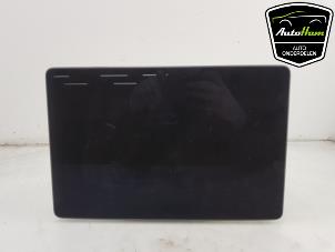 Gebruikte Display Interieur Tesla Model 3 Long Range AWD 75 kWh Prijs € 417,45 Inclusief btw aangeboden door AutoHam