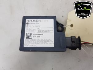 Gebruikte Module PDC Tesla Model 3 Long Range AWD 75 kWh Prijs € 18,15 Inclusief btw aangeboden door AutoHam