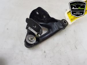 Gebruikte Steun (diversen) Tesla Model 3 Long Range AWD 75 kWh Prijs € 18,15 Inclusief btw aangeboden door AutoHam