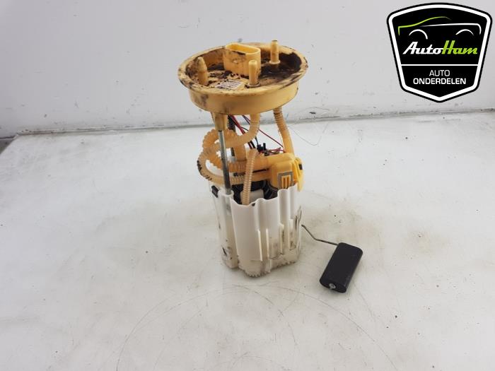 Gebruikte Tank element Pomp Volkswagen Caddy IV 2.0 TDI 150 Prijs € 50,00 Margeregeling aangeboden door AutoHam