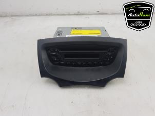 Gebruikte Radio CD Speler Ford Ka II 1.2 Prijs € 40,00 Margeregeling aangeboden door AutoHam
