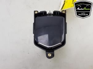 Gebruikte Asbak voor Porsche Panamera (970) 3.0 V6 24V 4S Prijs € 50,00 Margeregeling aangeboden door AutoHam