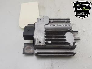 Gebruikte Brandstofpomp module Porsche Panamera (970) 3.0 V6 24V 4S Prijs € 40,00 Margeregeling aangeboden door AutoHam