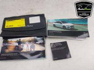 Gebruikte Instructie Boekje Mercedes CLA Shooting Brake (118.6) 1.3 CLA-200 Turbo 16V Prijs € 60,00 Margeregeling aangeboden door AutoHam