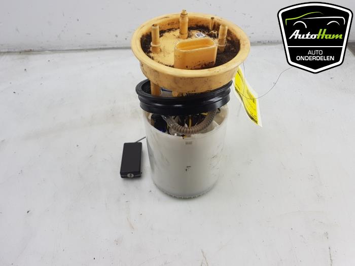 Brandstofpomp Elektrisch van een Seat Ibiza IV (6J5) 1.4 TDI 12V 2015