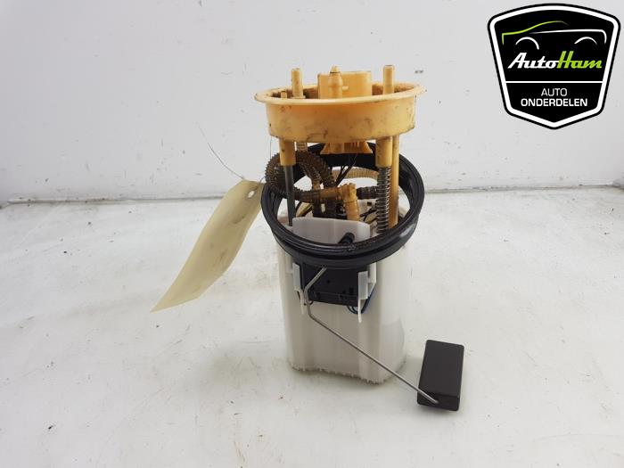 Brandstofpomp Elektrisch van een Seat Ibiza IV (6J5) 1.4 TDI 12V 2015