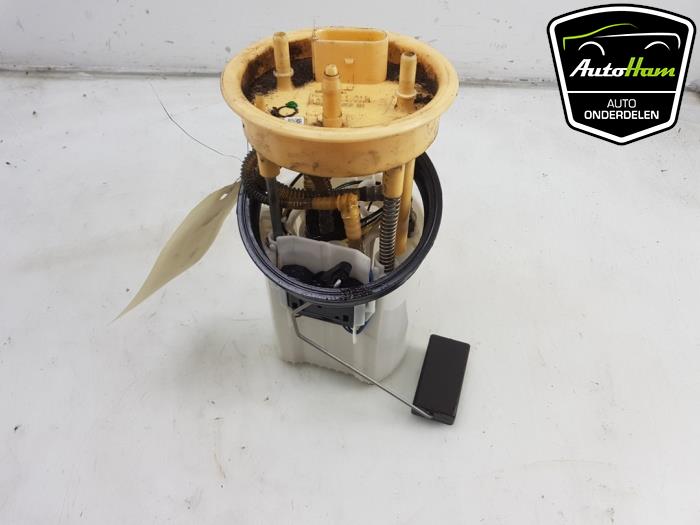 Brandstofpomp Elektrisch van een Seat Ibiza IV (6J5) 1.4 TDI 12V 2015