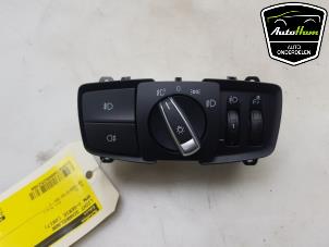 Gebruikte Licht Schakelaar BMW 1 serie (F20) 116i 1.5 12V Prijs € 20,00 Margeregeling aangeboden door AutoHam
