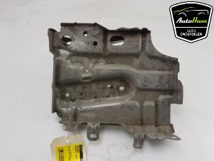 Gebruikte Accubak Peugeot 108 1.0 12V Prijs € 10,00 Margeregeling aangeboden door AutoHam