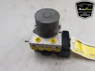 Gebruikte ABS Pomp Skoda Fabia III Combi (NJ5) 1.0 TSI 12V Prijs € 30,00 Margeregeling aangeboden door AutoHam