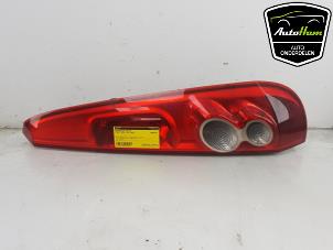 Gebruikte Achterlicht rechts Ford Fiesta 5 (JD/JH) 1.4 TDCi Prijs € 25,00 Margeregeling aangeboden door AutoHam