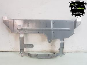 Gebruikte Subframe Volvo XC90 II 2.0 T8 16V Twin Engine AWD Prijs € 75,00 Margeregeling aangeboden door AutoHam