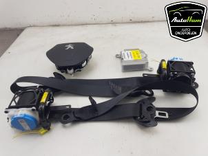 Gebruikte Airbag set + dashboard Peugeot 108 1.0 12V VVT-i Prijs € 595,00 Margeregeling aangeboden door AutoHam