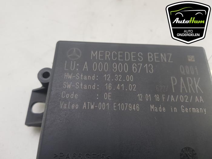 PDC Module van een Mercedes-Benz GLA (156.9) 1.6 180 16V 2018