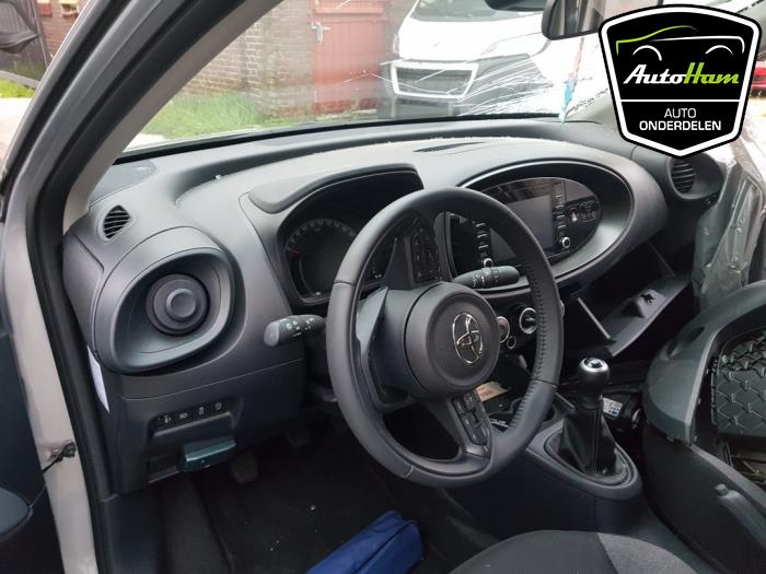 Module + Airbag Set van een Toyota Aygo X 1.0 12V VVT-i 2022
