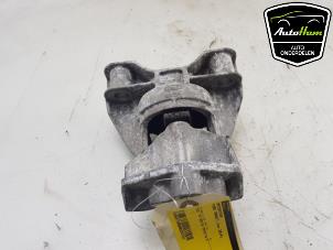 Gebruikte Motorrubber Ford Transit Courier 1.6 TDCi Prijs € 40,00 Margeregeling aangeboden door AutoHam