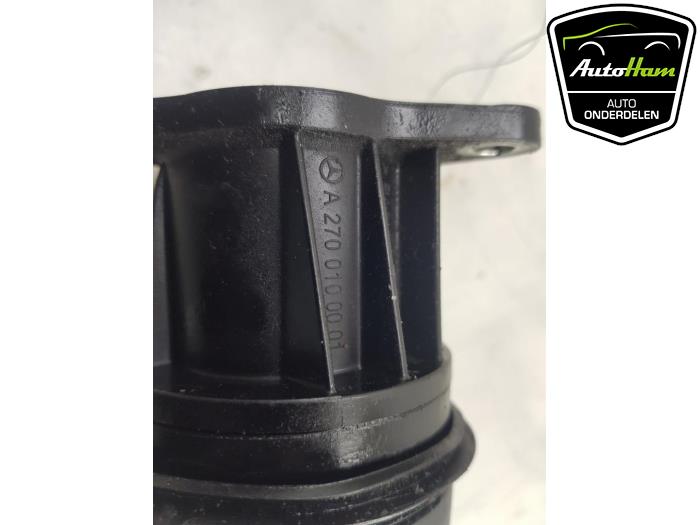 Oliedop van een Mercedes-Benz GLA (156.9) 1.6 180 16V 2018