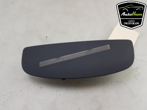 Gebruikte Display Interieur Volvo XC90 II 2.0 D5 16V AWD Prijs € 35,00 Margeregeling aangeboden door AutoHam