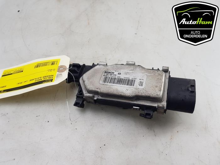 Koelvin module van een Mercedes-Benz GLA (156.9) 1.6 180 16V 2016
