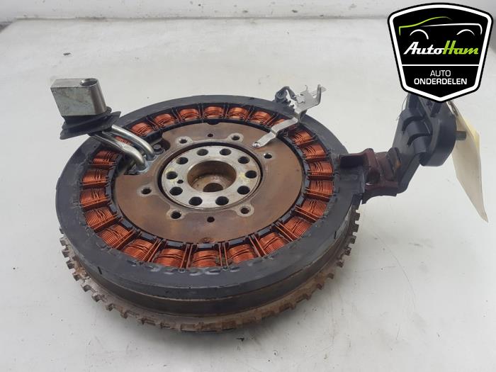 Gebruikte Dynamo Volvo XC90 II 2.0 T8 16V Twin Engine AWD Prijs € 450,00 Margeregeling aangeboden door AutoHam