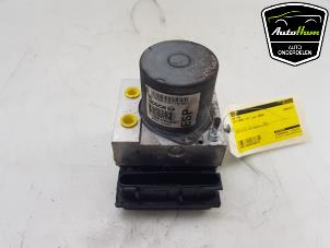 Gebruikte ABS Pomp Alfa Romeo 147 (937) 2.0 Twin Spark 16V Prijs € 45,00 Margeregeling aangeboden door AutoHam